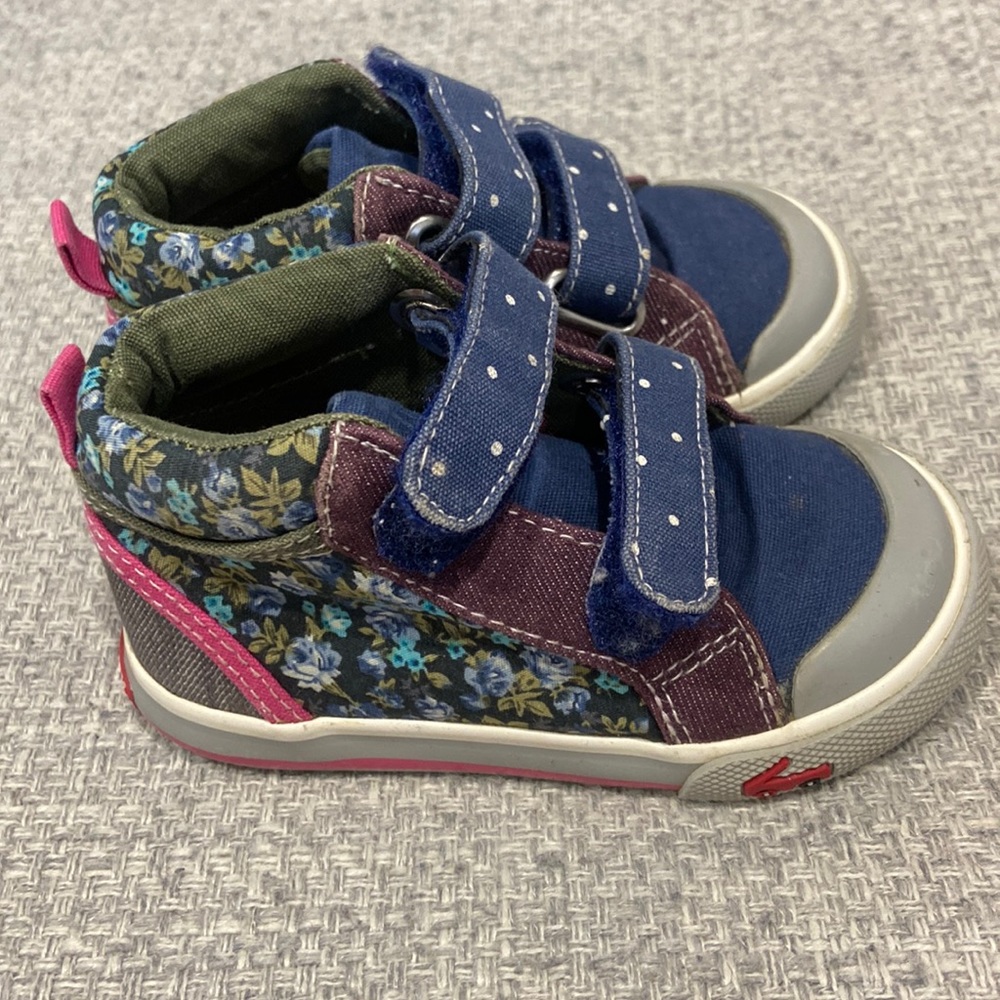 See Kai run toddler high tops with multi pattern sz 5.5